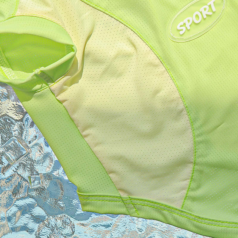 Mesh weave detail